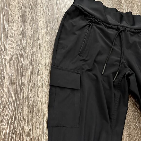 Athleta Sutton Cargo Joggers Black Sz 4 High Rise Athletic Pants EUC Athleisure - Picture 13 of 16